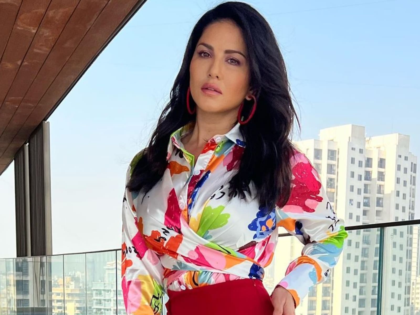 Sanny Lioni Bulu Xxx Video Sexy - Sunny Leone Shares Some Production Houses and People in Bollywood Are Still  Reluctant to Work With Her - News18