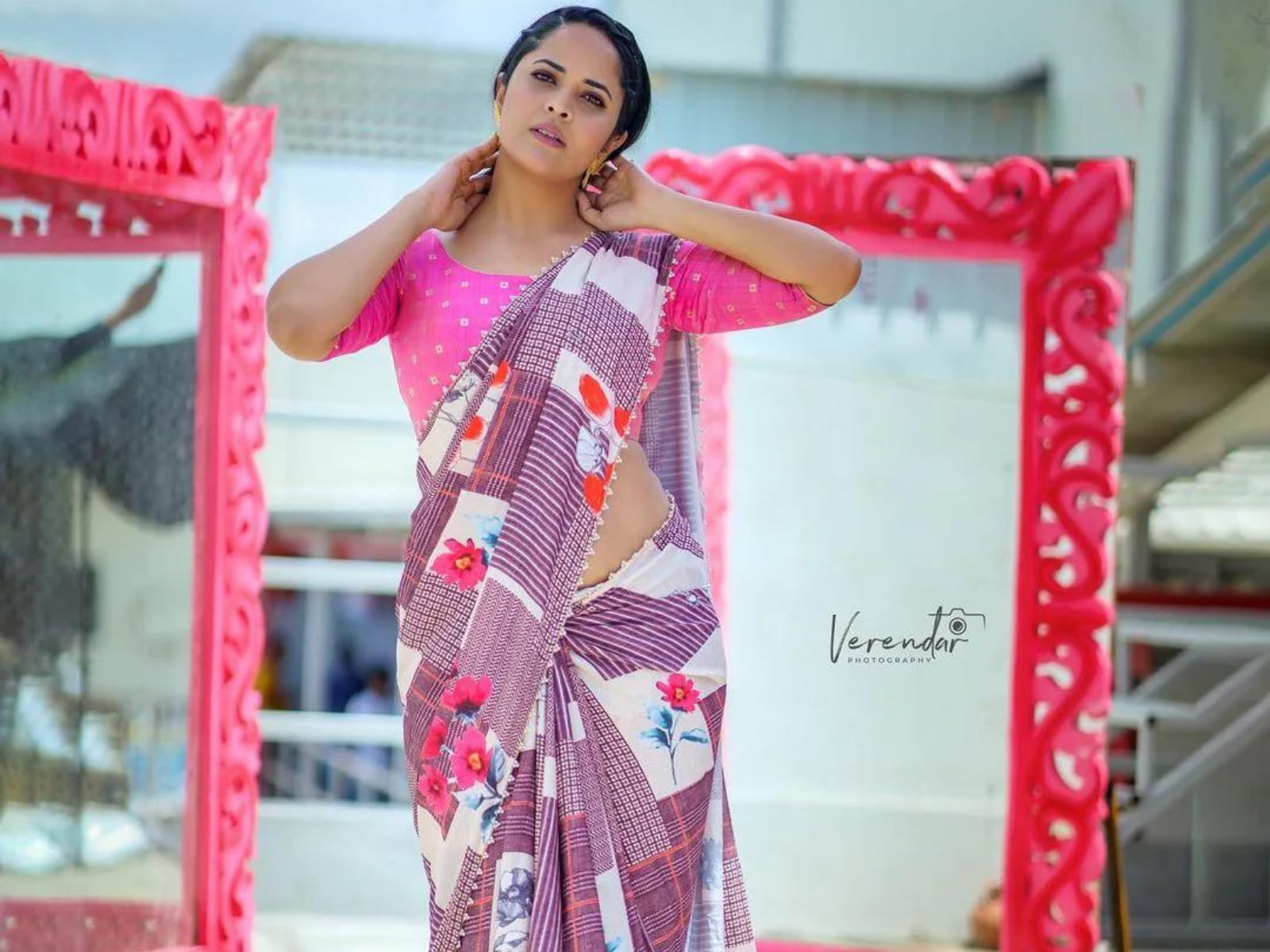 Anasuya Bf Videos - Telugu Actress Anasuya Setting Saree Trends For Others, See Pics - News18