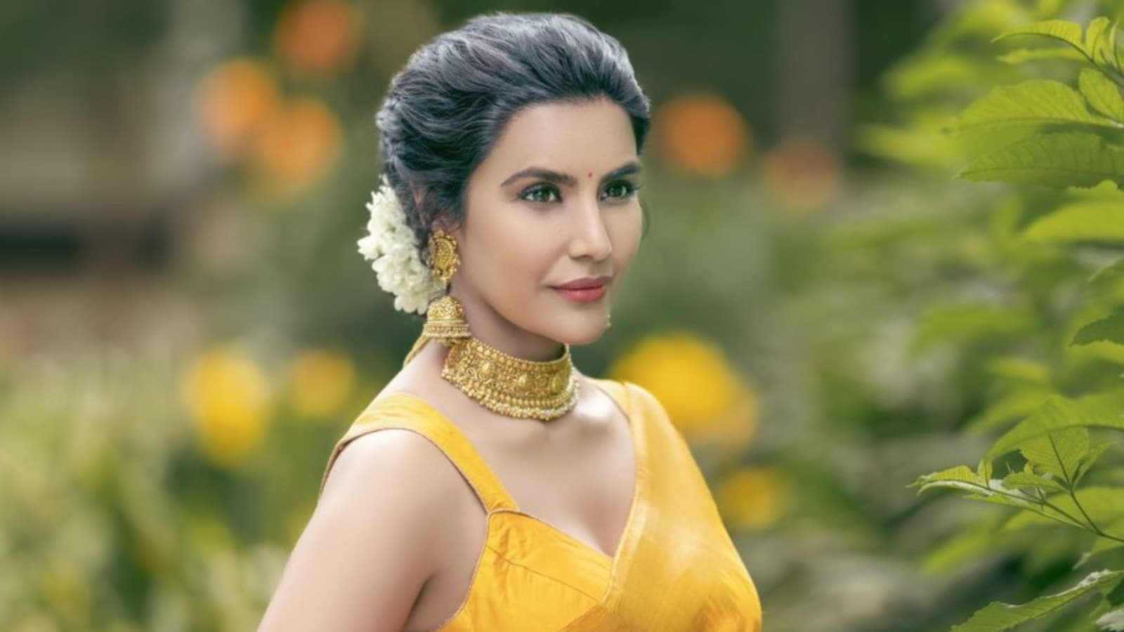 Priya Anand to Manjima Mohan: Five actresses who impressed us with their  stylish saree looks | The Times of India