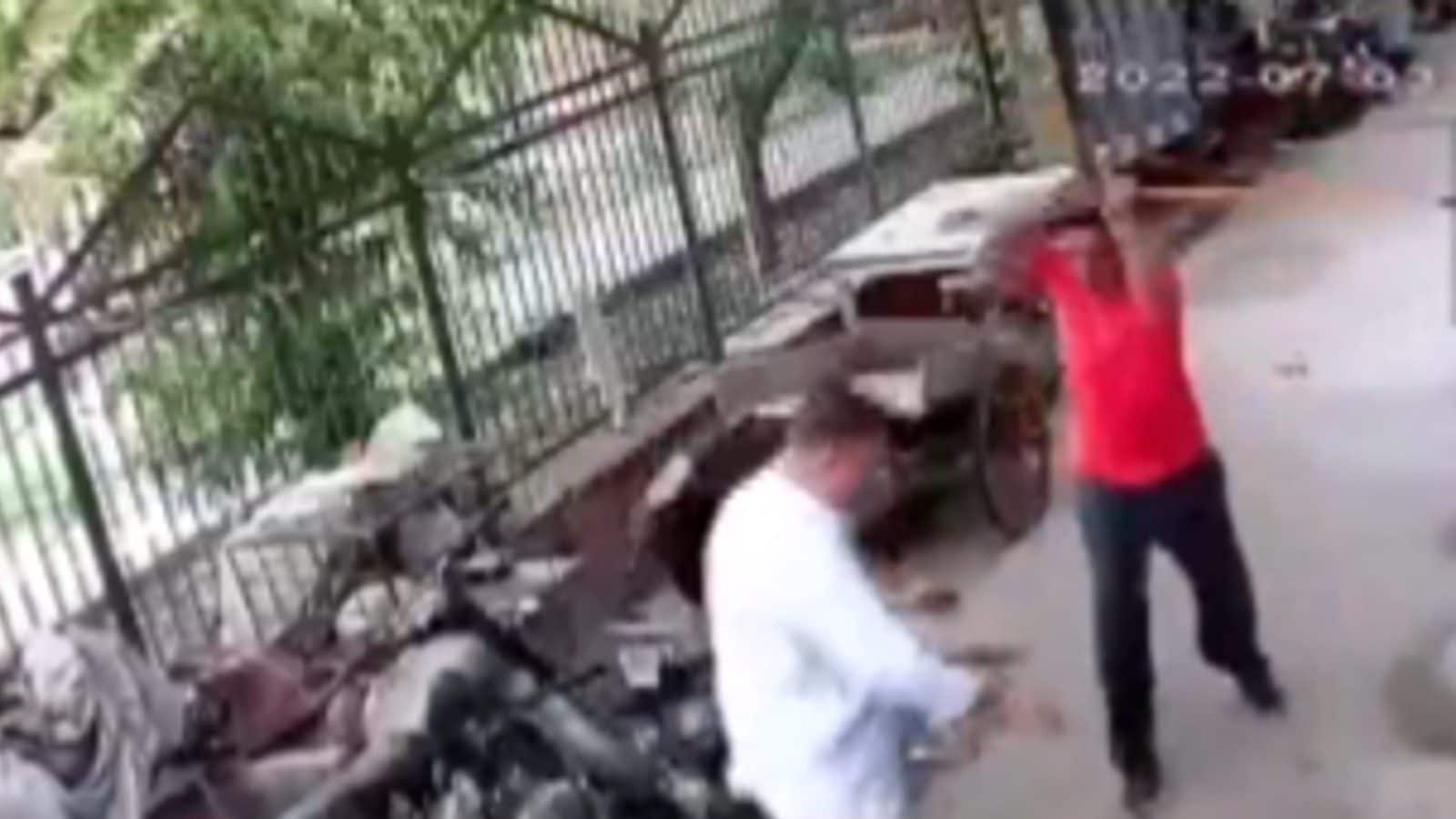 Delhi Man Beats Neighbour, Their Pet With Iron Rod Over 'Barking' Noise ...