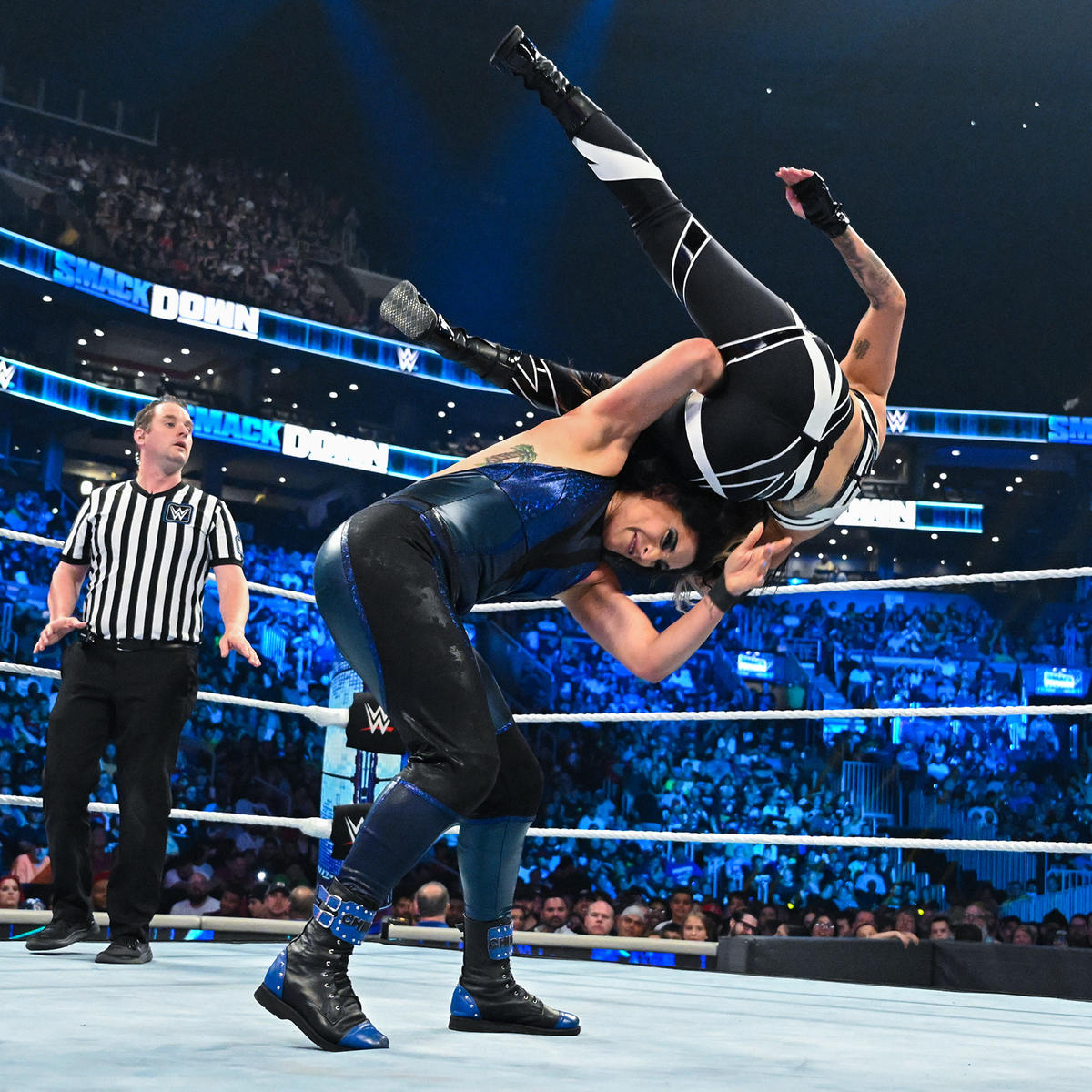 In Pictures WWE Smackdown July 22, 2022 News18