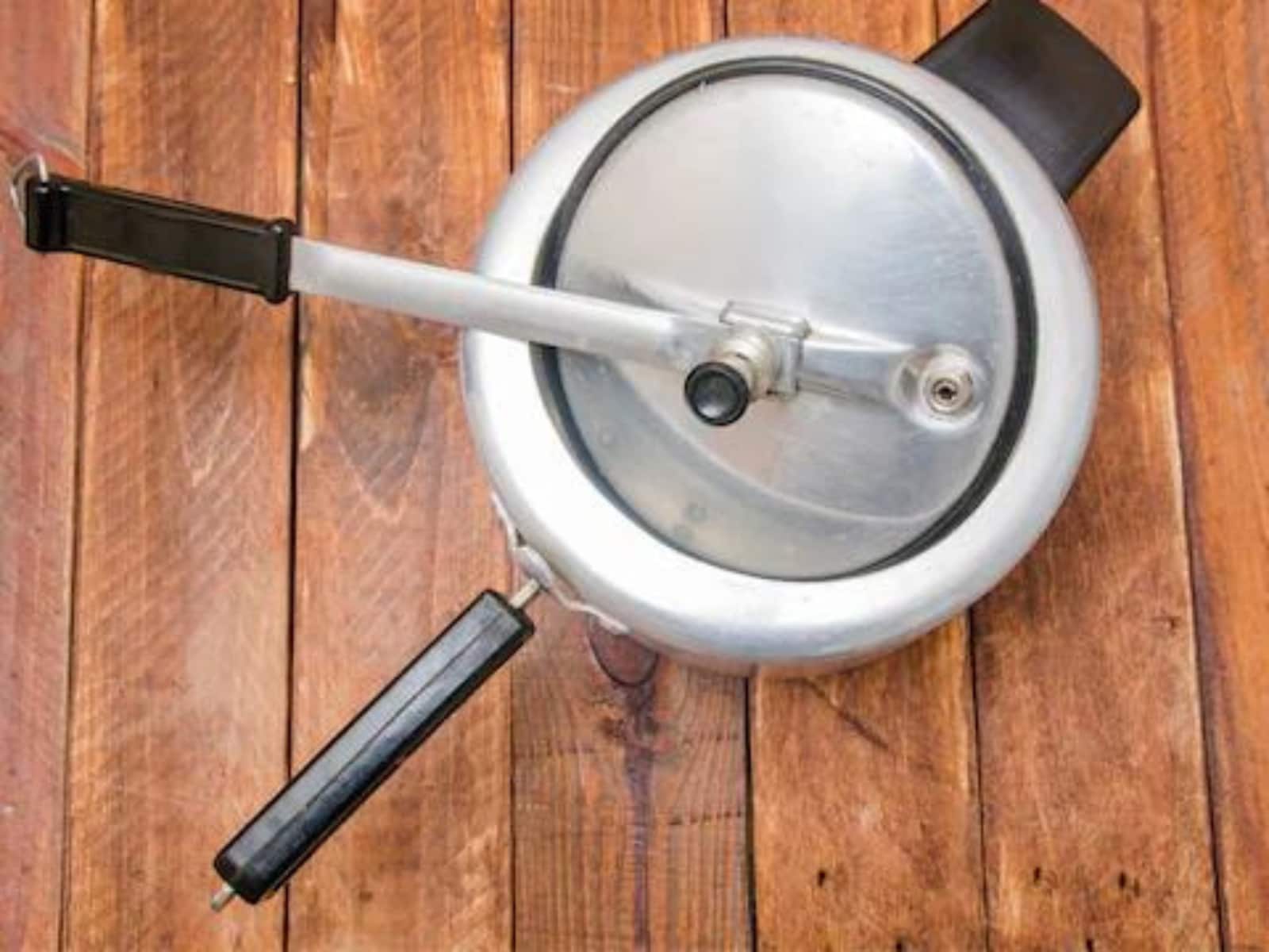 Tips And Tricks To Use Loose Rubber Of Pressure Cooker - News18