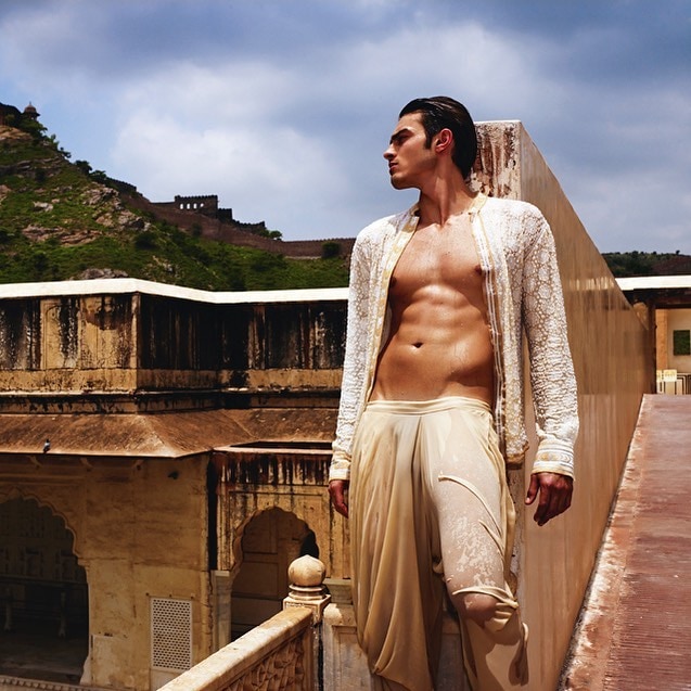 A model poses in a chikankari shirt designed by fashion designer duo Abu Jan Sandeep Khosla.