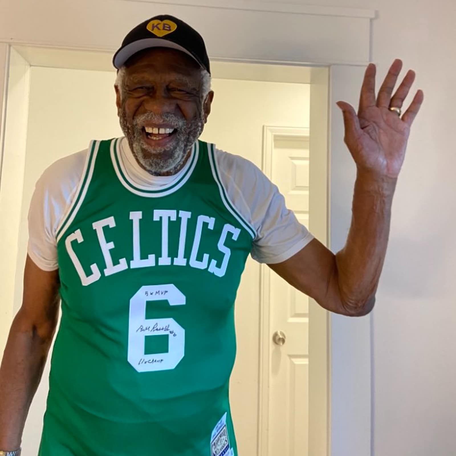 Boston Celtics great Bill Russell, 11-time NBA champion, dies at