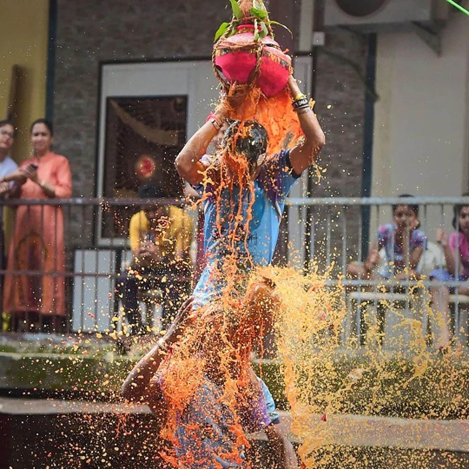 Krishna Janmashtami 2022: Destinations to Visit for Janmashtami and Dahi  Handi Festivities | Lifestyle News - News18