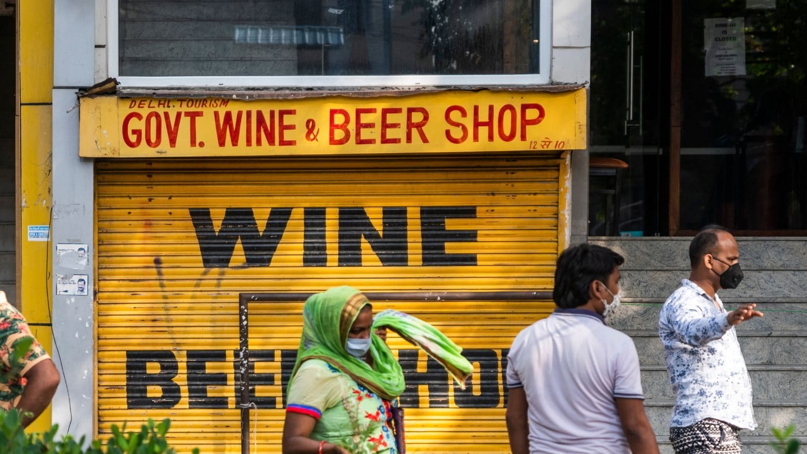 MP New Excise Policy Passed; Discourages Drinking, Bans ‘Ahatas’, Shop Bars, Says Minister