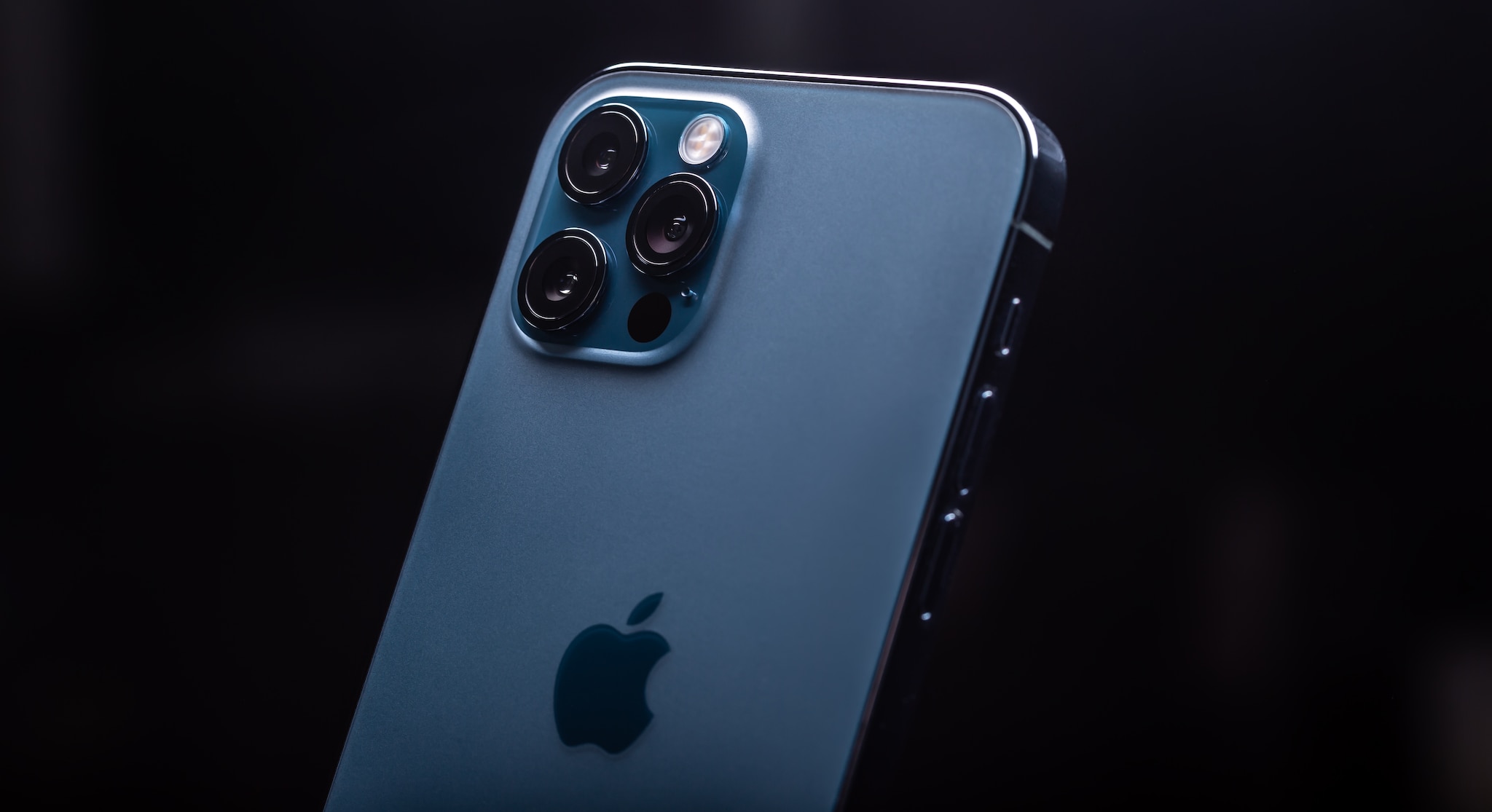 The iPhone 11 has been available for some time, yet no other phone has yet to outperform it. (Image: Shutterstock)