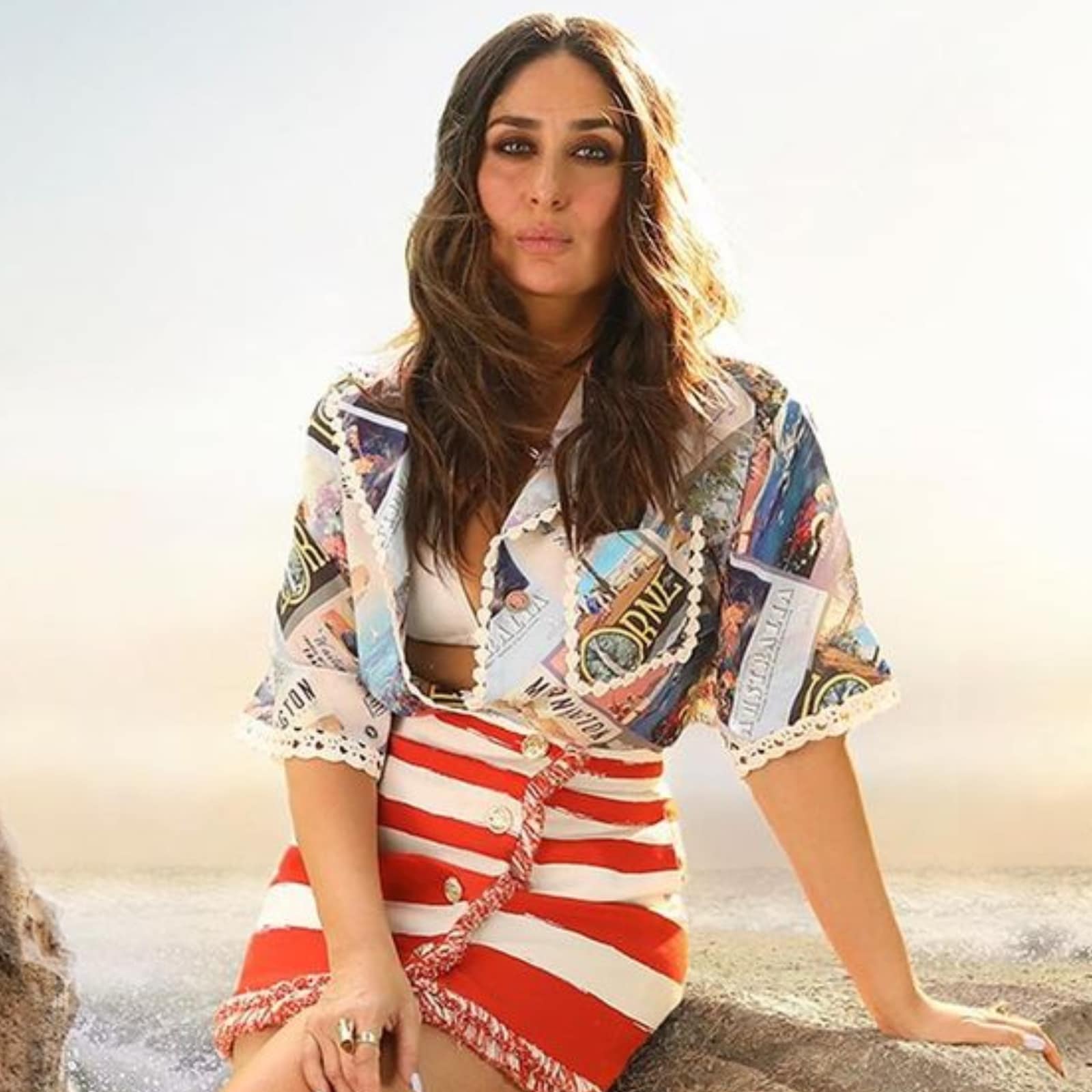 Hindi Actor Kareena Kapoor Xx - Kareena Kapoor Khan's Classy Blue Jumpsuit is the Perfect Example of Chic  Style, Pic Inside - News18