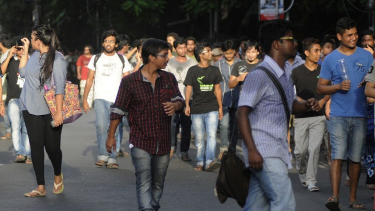 Students Injured in Clash Between ABVP, SFI in Himachal Pradesh University