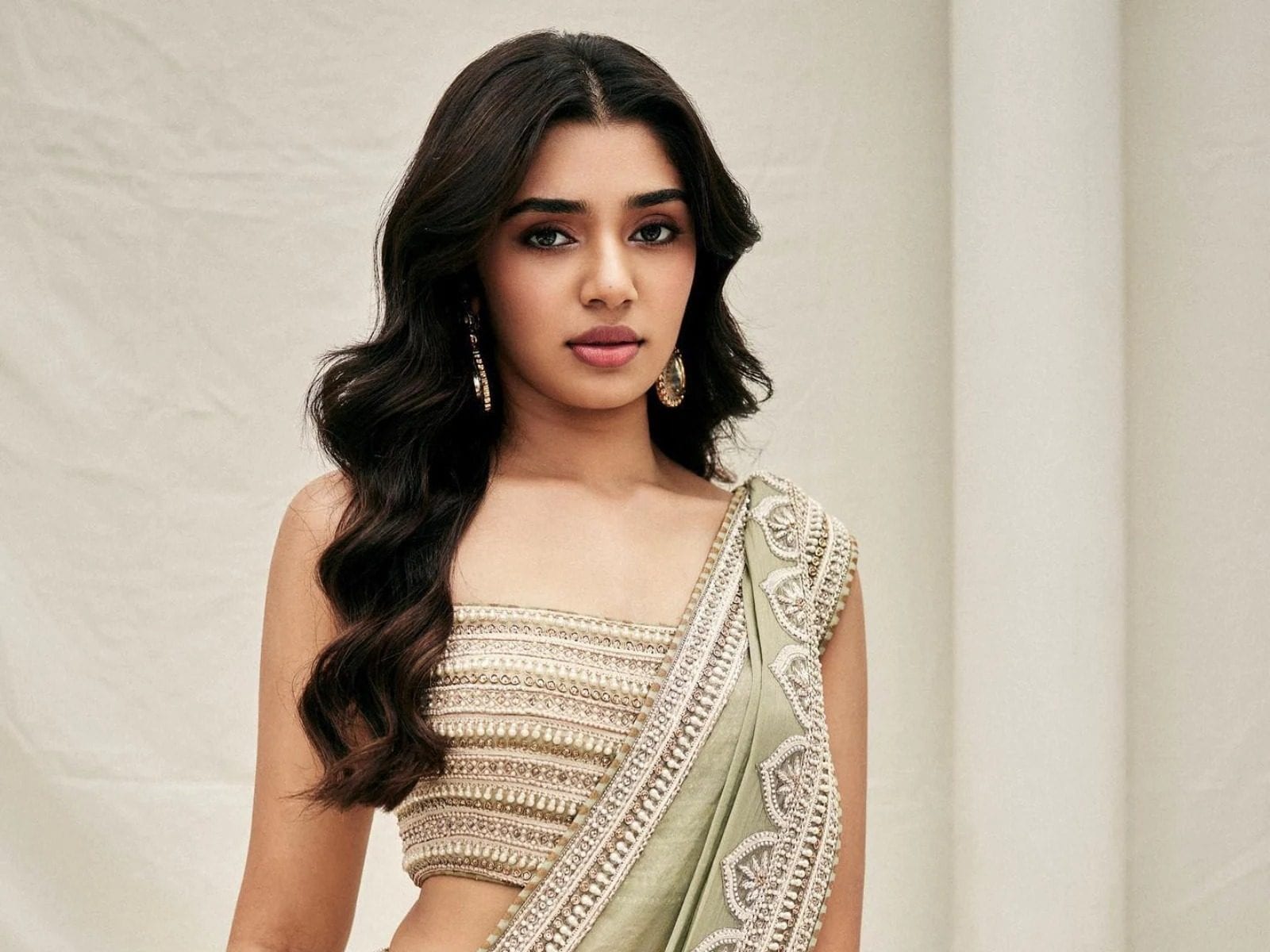Share 157+ shyam narayan prasad lehenga best