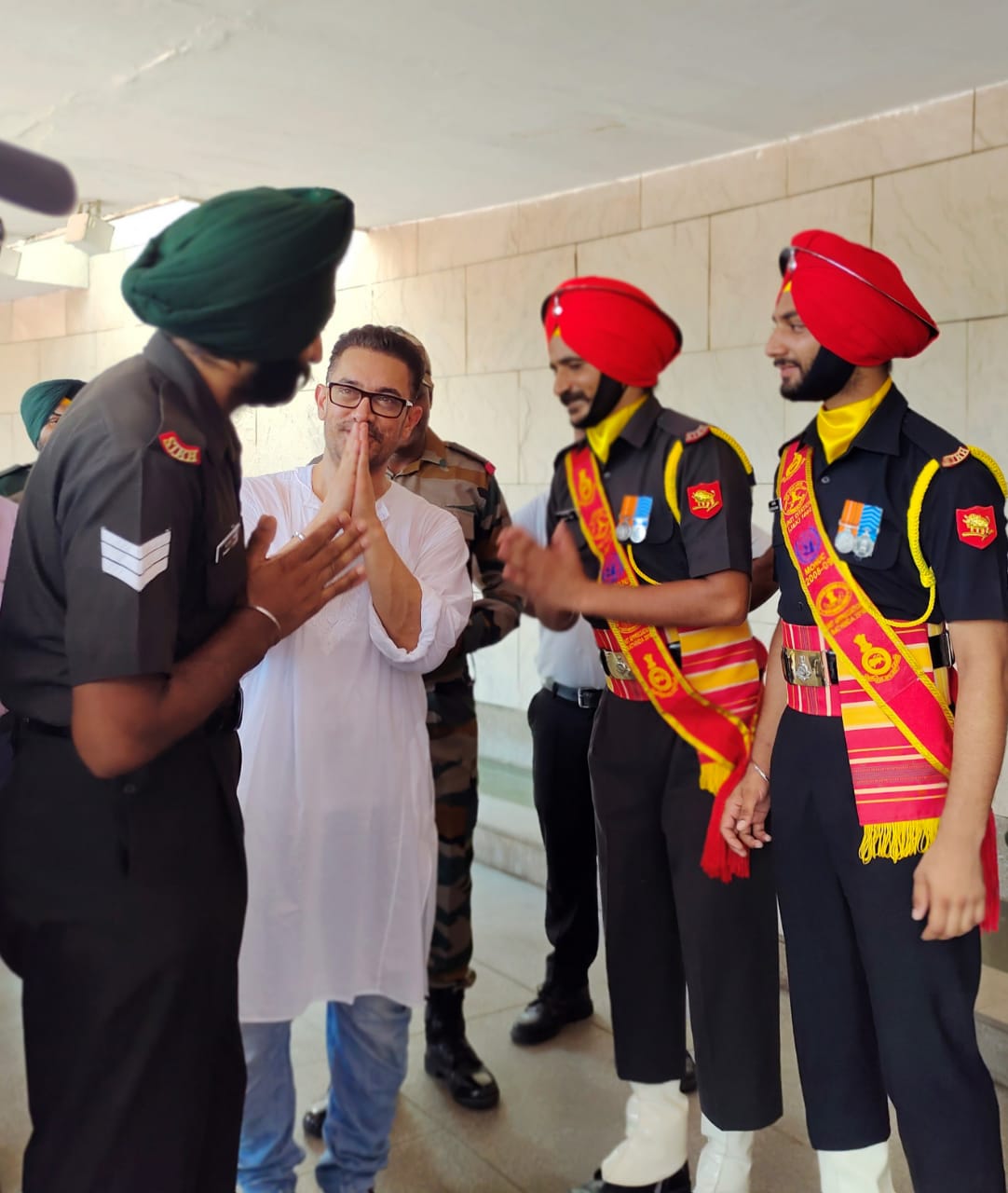 Aamir Khan visits the National War Memorial in Delhi with his Laal Singh Chaddha team. 