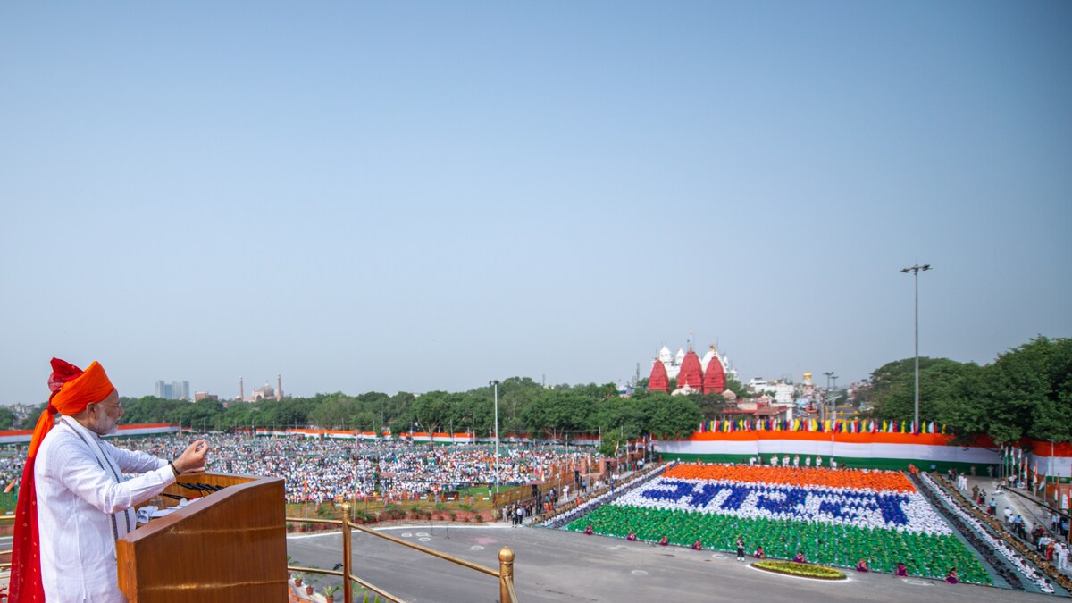 Independence Day 2022: Where and How to Watch PM Modi’s Speech, Flag Hoisting Ceremony at Red Fort on August 15?