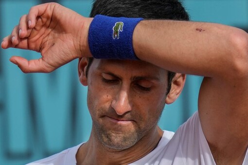 Novak Djokovic faces wrist problem (AP Photo)
