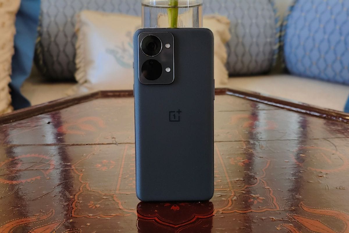 The OnePlus Nord 2T 5G does not heat up as much, and the gaming performance remains linear even during long sessions. (Image Credit: News18/ Darab Mansoor Ali)