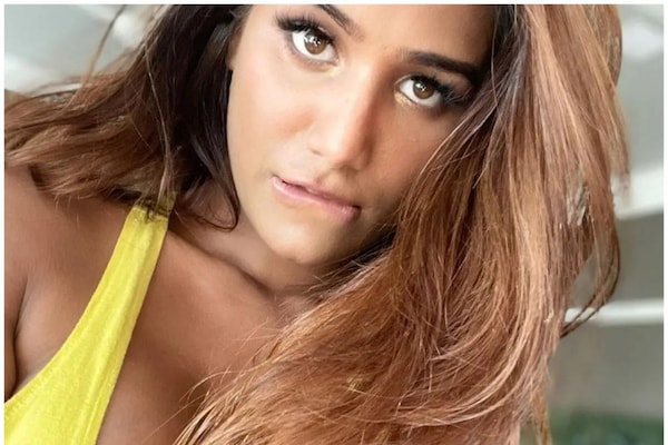 Poonam Pandey-Bold-Photos News: Latest Poonam Pandey-Bold-Photos News