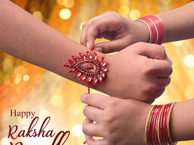 On Raksha Bandhan, when a sister ties Rakhi on her brother's wrist, three knots should be tied on the Raksha Sutra. 