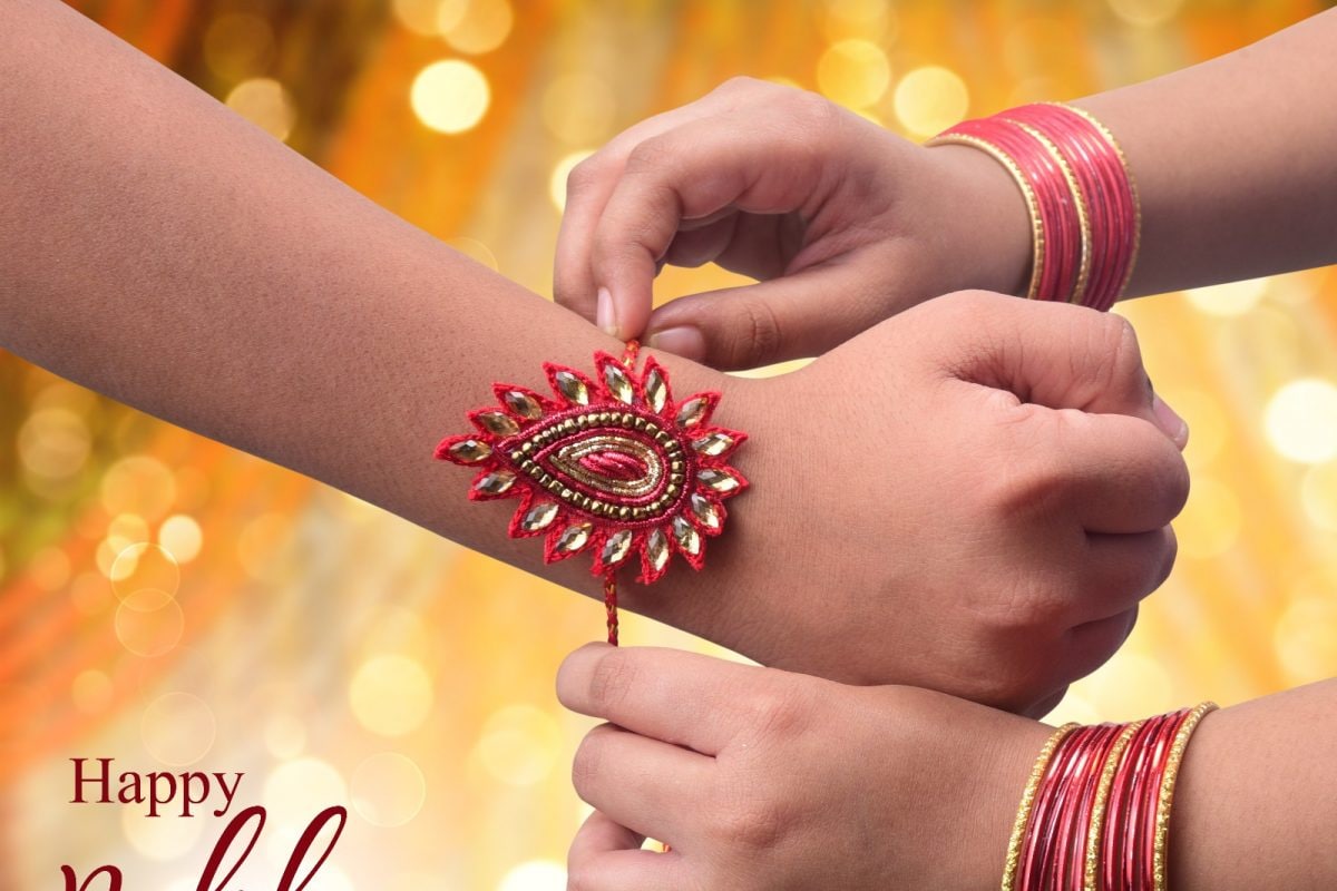 Raksha Bandhan 2022: Why You Should Tie 3 Knots of Rakhi?