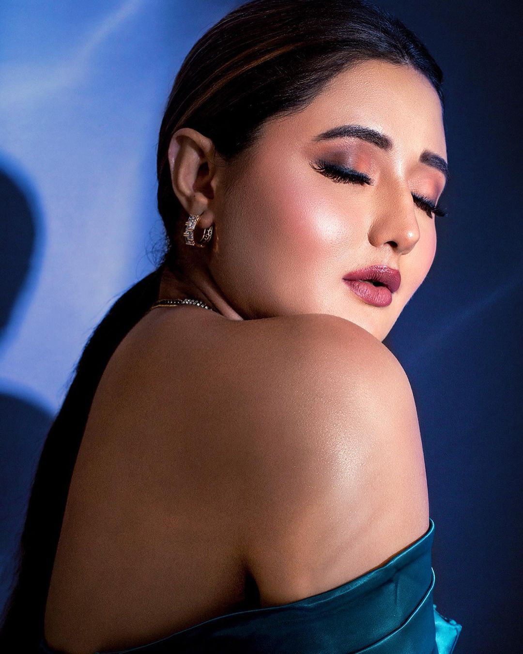 In 2021, Rashami Desai made her web debut with Tandoor. (Image: Instagram) In 2021, Rashami Desai made her web debut with Tandoor. (Image: Instagram)
