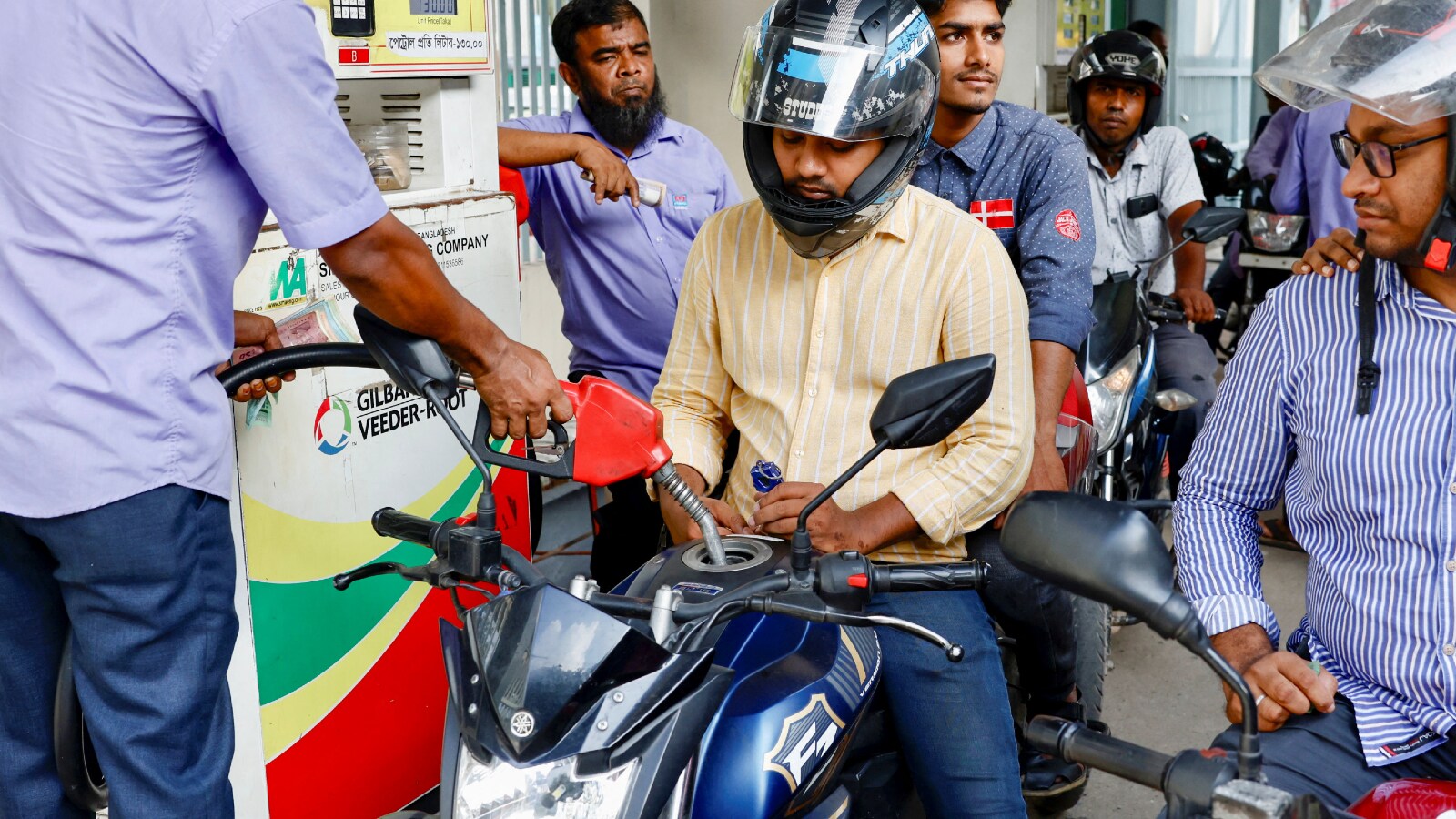 is-the-fuel-price-hike-in-bangladesh-a-sign-of-an-ongoing-economic