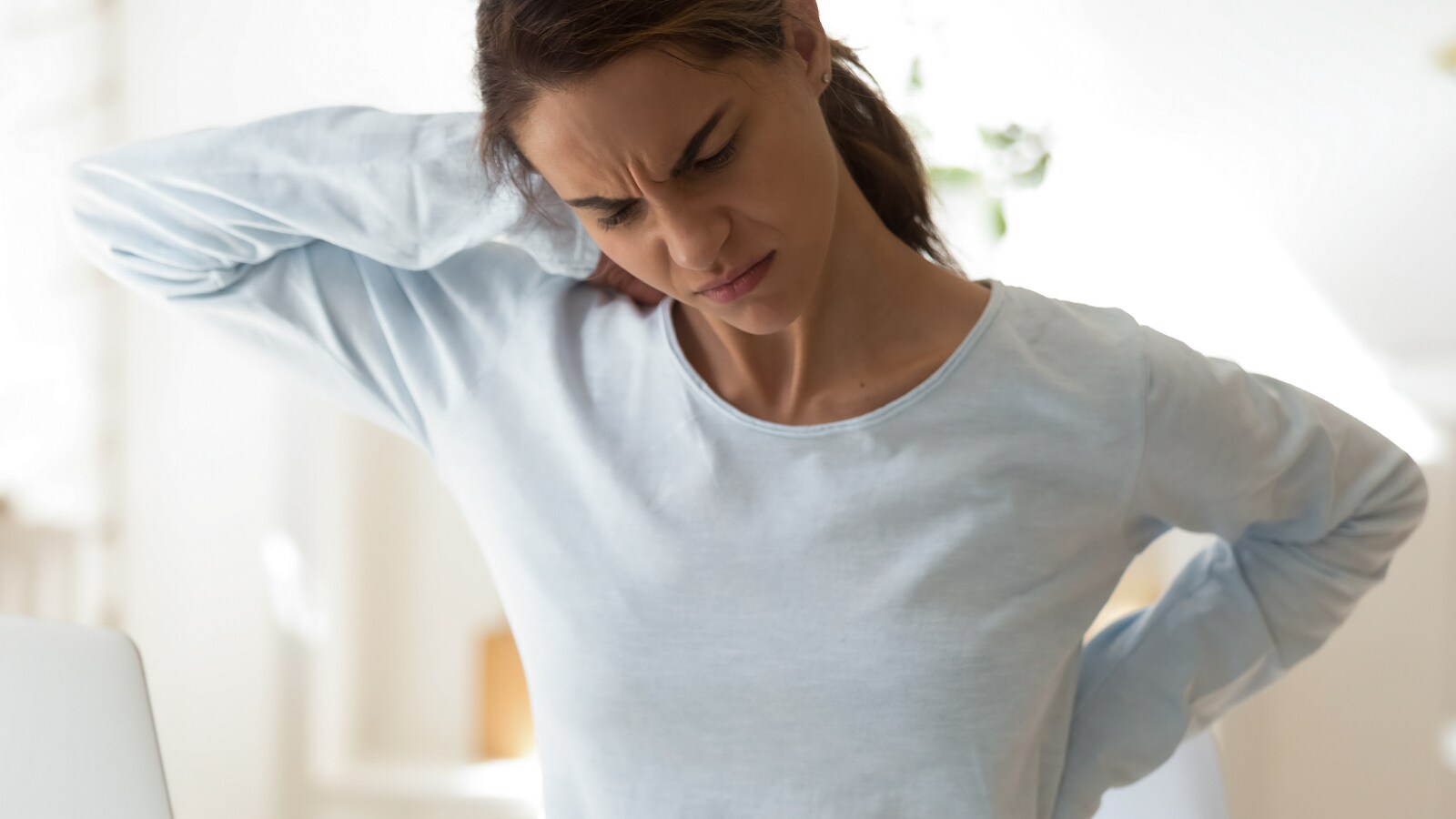 China Woman Sues Colleague For Breaking Her Ribs During A Hug, Receives