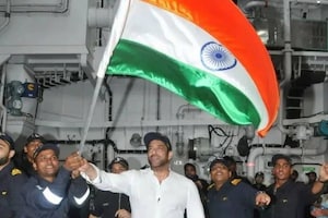Salman Khan Spends Day On Board INS Visakhapatnam Ahead Of India's Independence Day, Check Out The Awesome Pics
