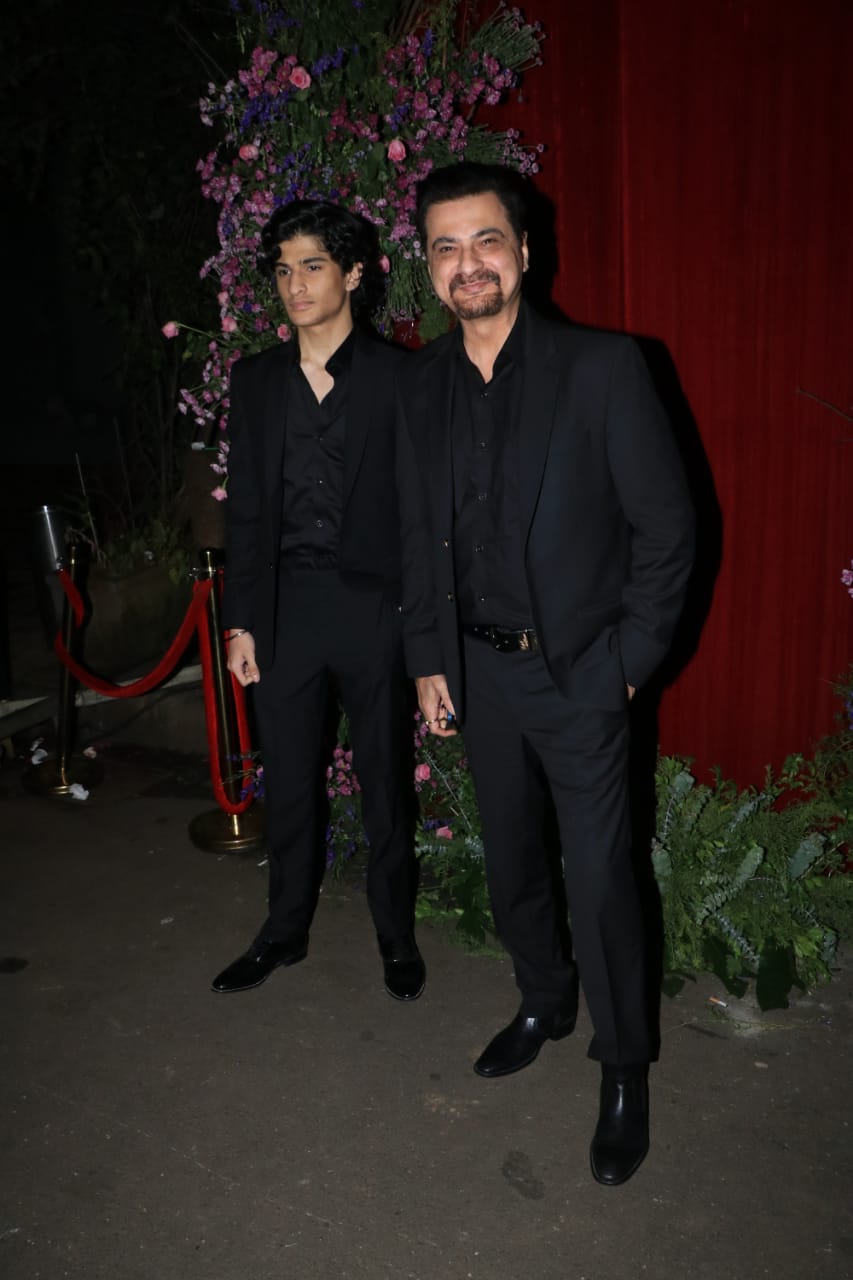 Sanjay Kapoor was also snapped arriving at the bash with his son. (Photo: Viral Bhayani) 