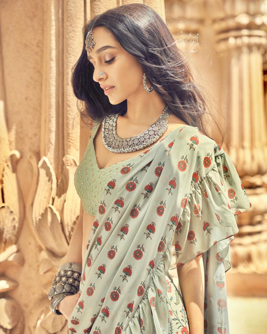 Shraddha Kapoor Looks Stunning In Pretty Orange Kurta Set, Check Out ...