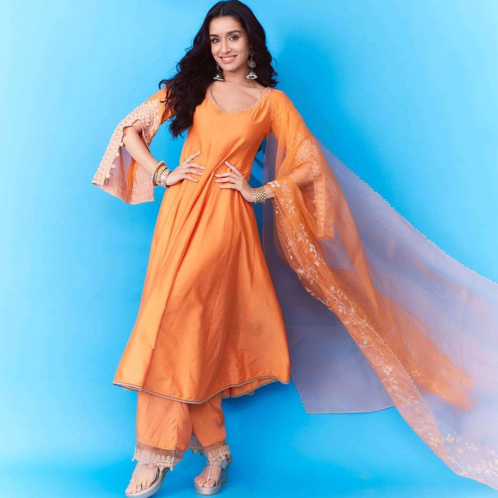 Shraddha Kapoor Looks Stunning In Pretty Orange Kurta Set, Check Out The  Diva's Gorgeous Ethnic Wear Moments