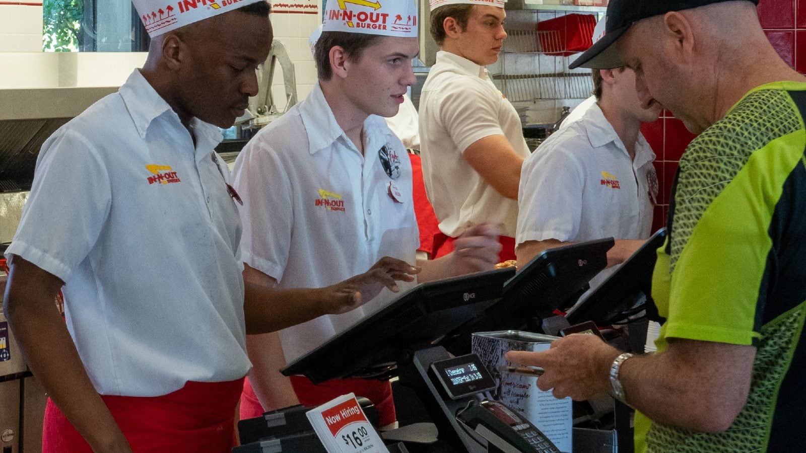 California Moves Bill which Will Allow Govt to Decide Wages of Fast ...