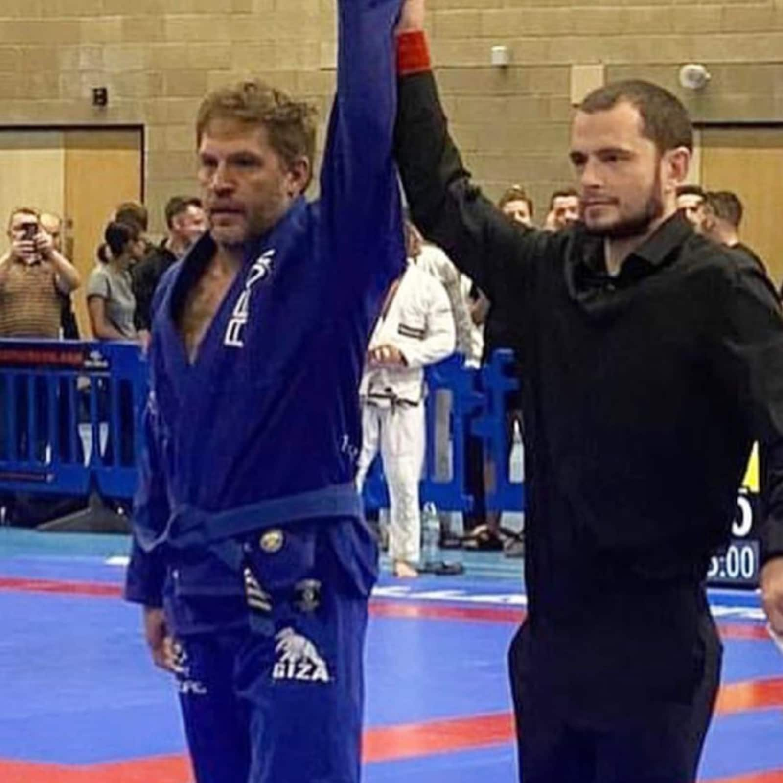 Tom Hardy Wins Gold at Brazilian Jiu-Jitsu Open