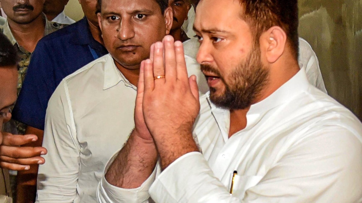 Tejashwi May be Arrested in Land-for-Jobs Scam? Hard Disk Helps CBI Zero in on Role of Yadavs - News18