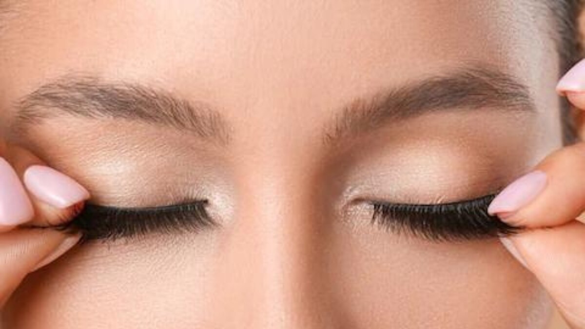 Are Lashes Safe For Your Eyes? News18