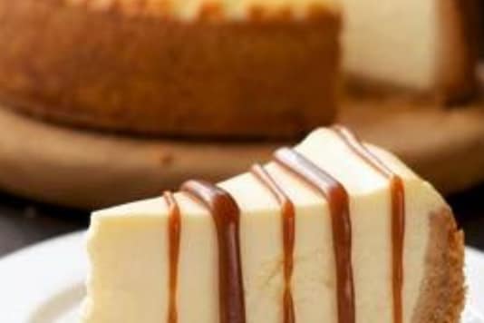 Starting from midnight to mid-week, we have got your cheesecake cravings covered, you'll love these recipes. (Source: Shutterstock)