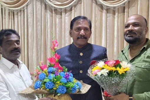 KGF Babu K taka s Richest Politician To Donate Rs 350 Cr To 