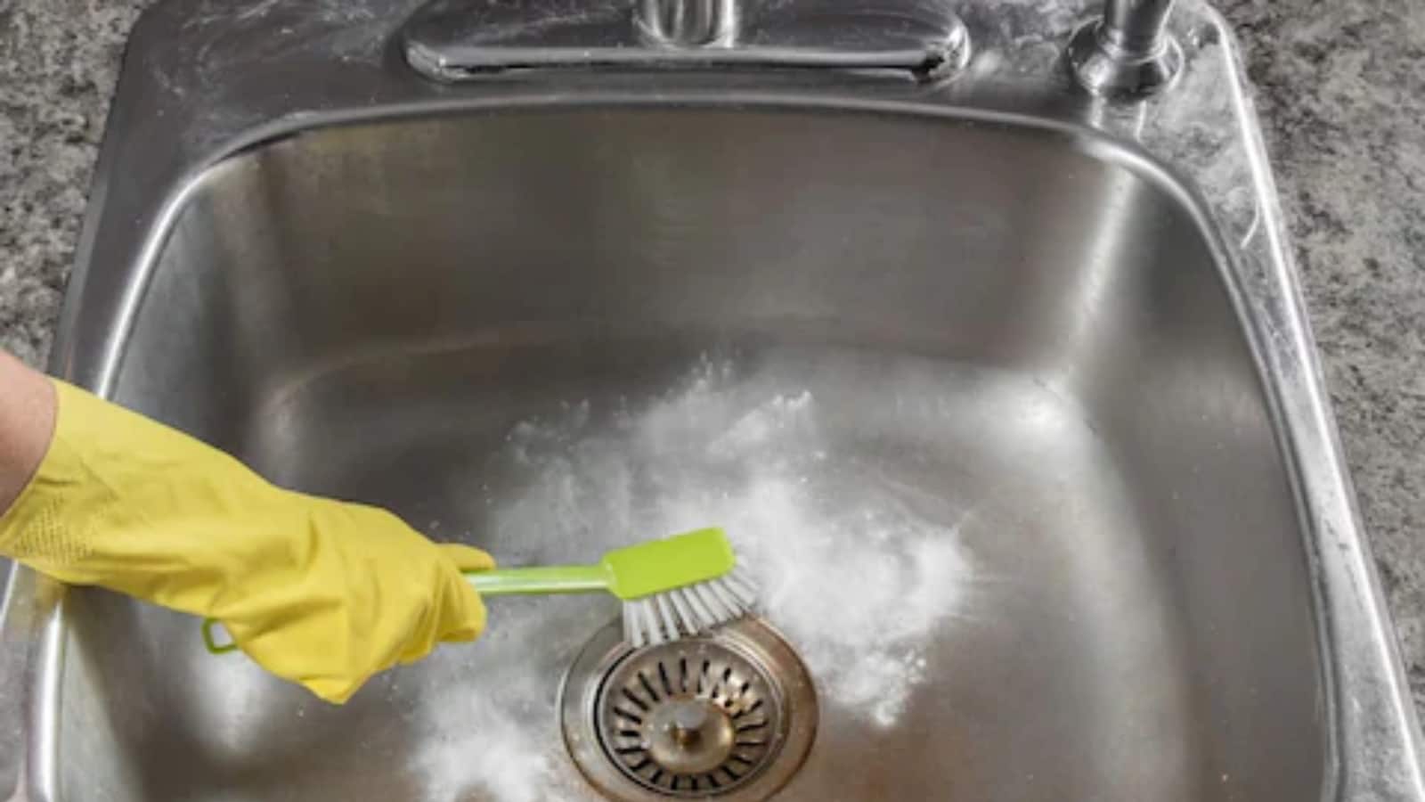clogged kitchen sink hack