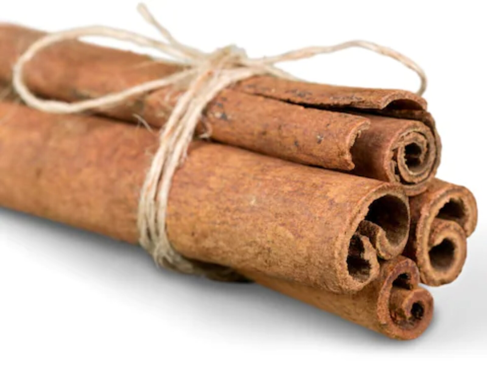 5 Benefits of Cinnamon For Hair We Bet Nobody Ever Told You 5 Benefits of Cinnamon For Hair We Bet Nobody Ever Told You