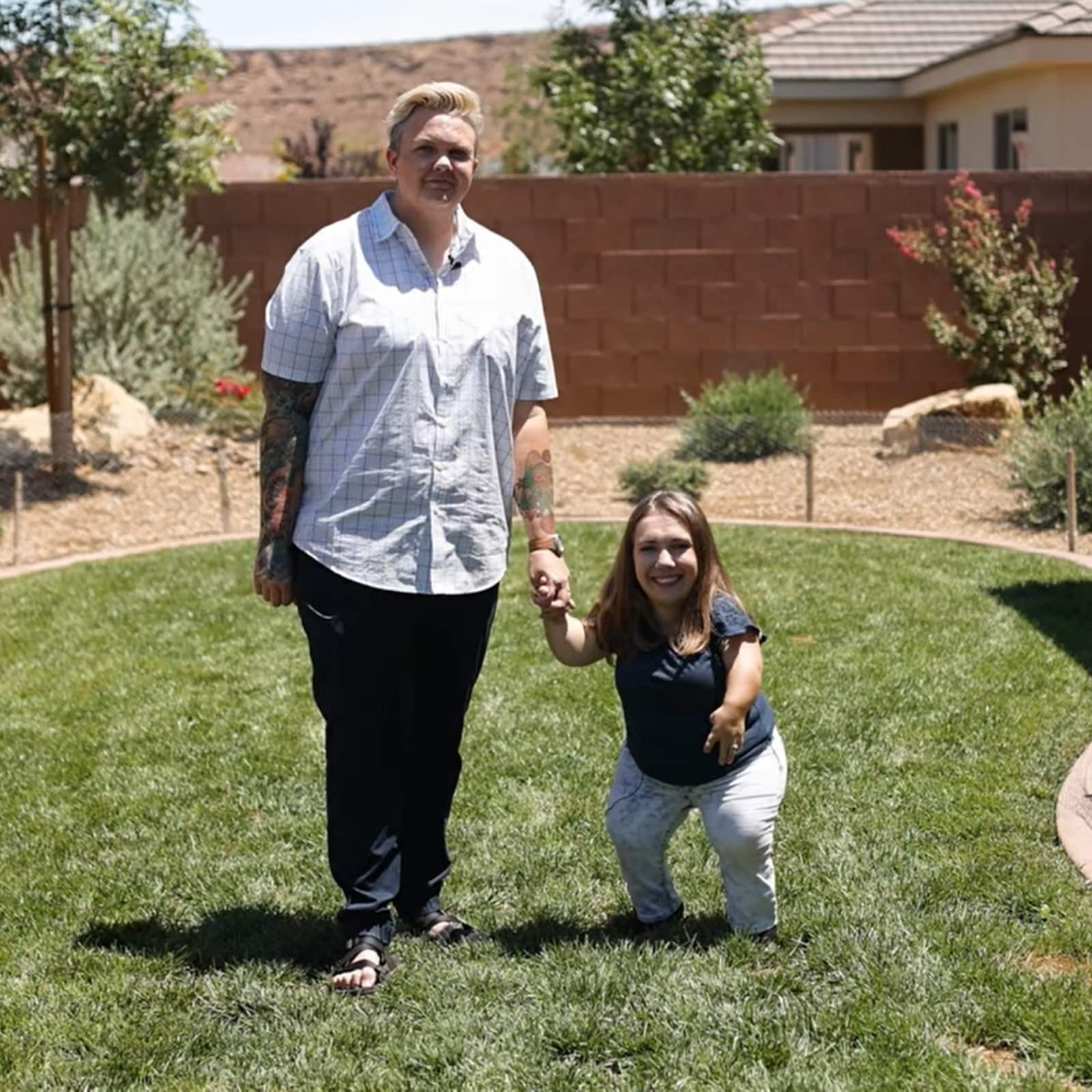 Utah Couple With Nearly 3 Feet Height Difference Sets Guinness World Record Breezyscroll