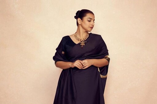 Vidya Balan's Gorgeous Silk Saree With Sleeves Is a Never-before-Seen One