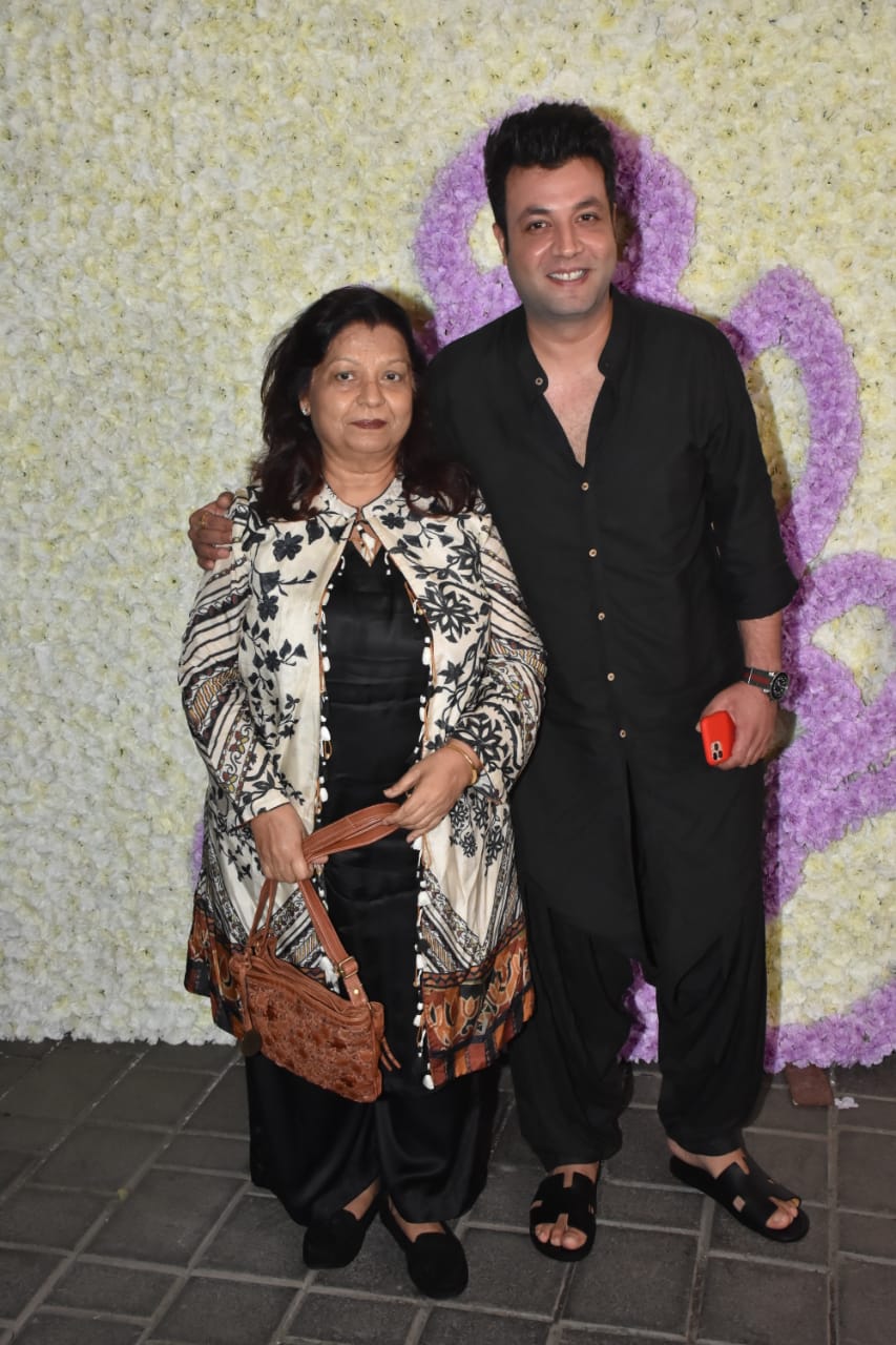 Actor Varun Sharma with his mom at Arpita Aayush Sharma's Ganesh Chaturthi celebrations. (Image: Viral Bhayani)
