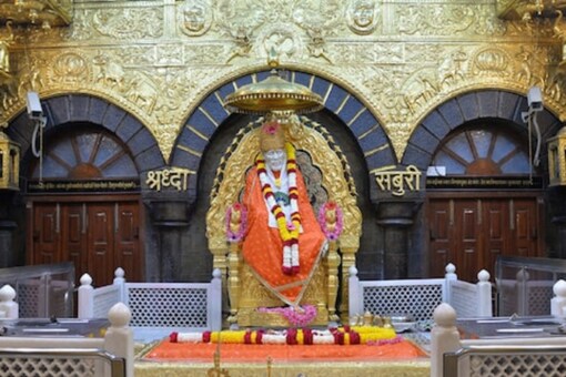 The passengers must carry a hard copy or soft copy of the Covid certificate for temple darshan and sightseeing. 