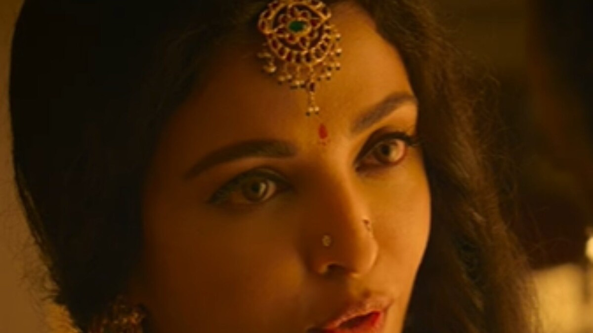 Ponniyin Selvan 1 Trailer: Aishwarya Rai Looks Surreal, Vikram Ups The Action In Mani Ratnam Film