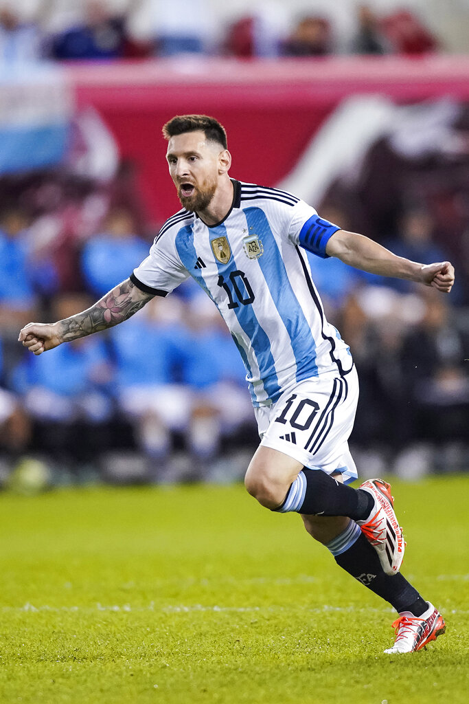 Fans Accost Lionel Messi, Heartbreak for Cristiano Ronaldo and Banana