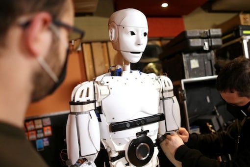Career Wise: Success is Automated as a Robotics Professional, Here's How to Land High Tech Jobs