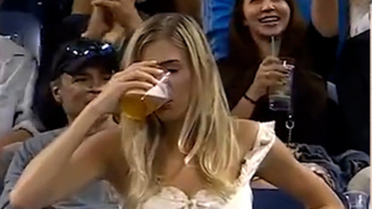 WATCH Beer Chug Girl Returns to Steal the Show at US Open News18