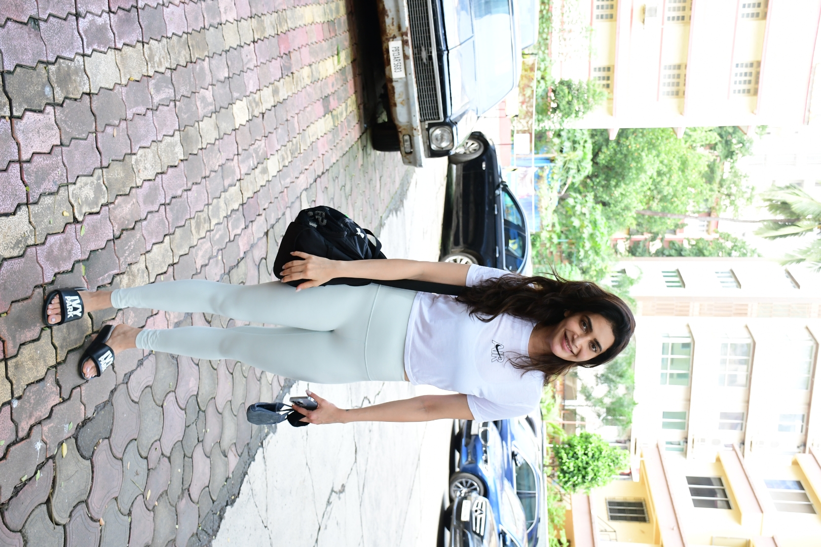 Karishma Tanna Displays Toned Figure In Casual Gymwear, Check Out The ...