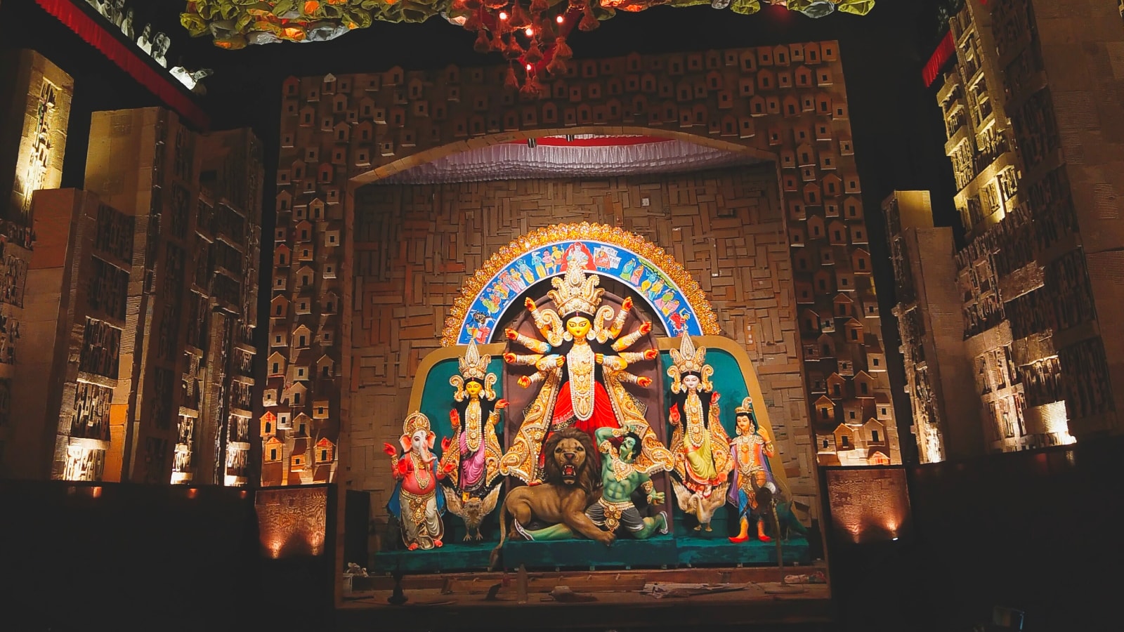 Construction workers The theme of Kolkata Durga Puja Pandal Veranda Sky