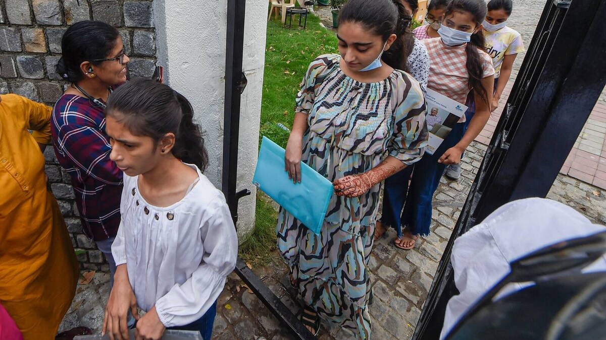 KCET 2022 Karnataka HC Expected To Give Verdict On Repeaters Row Today