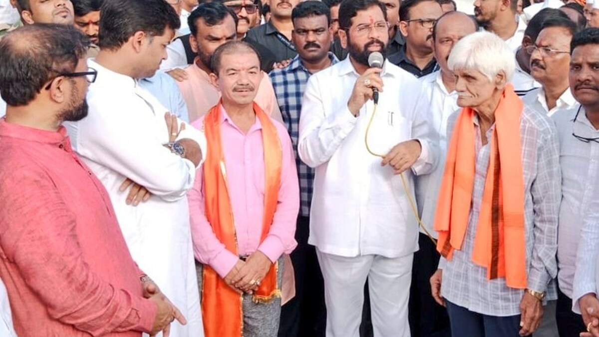 Bal Thackeray's Close Family Aide Champa Singh Thapa Joins Eknath Shinde Camp