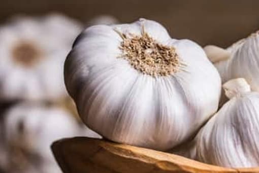 Besides, aiding in cleansing the body's channels, garlic has anti-hypertensive properties.