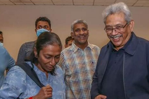 Gotabaya Rajapaksa is all smiles as his supporters came and greeted him in the airport following his arrival from Singapore (Image: Sri Lanka Tweet/Twitter)